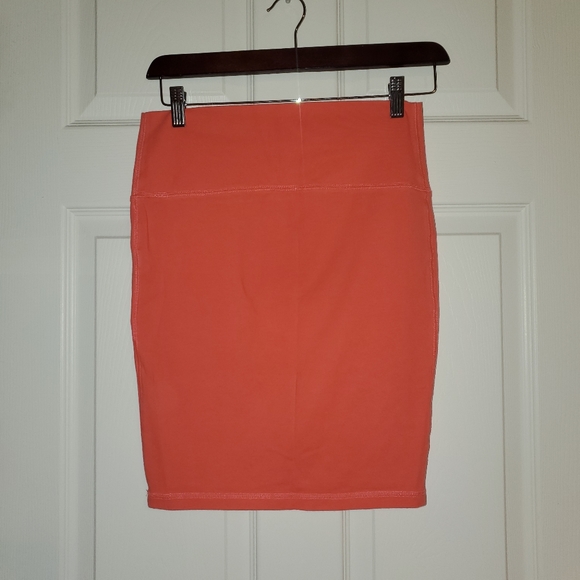 Peach Maternity Mini Skirt - Picture 2 of 4